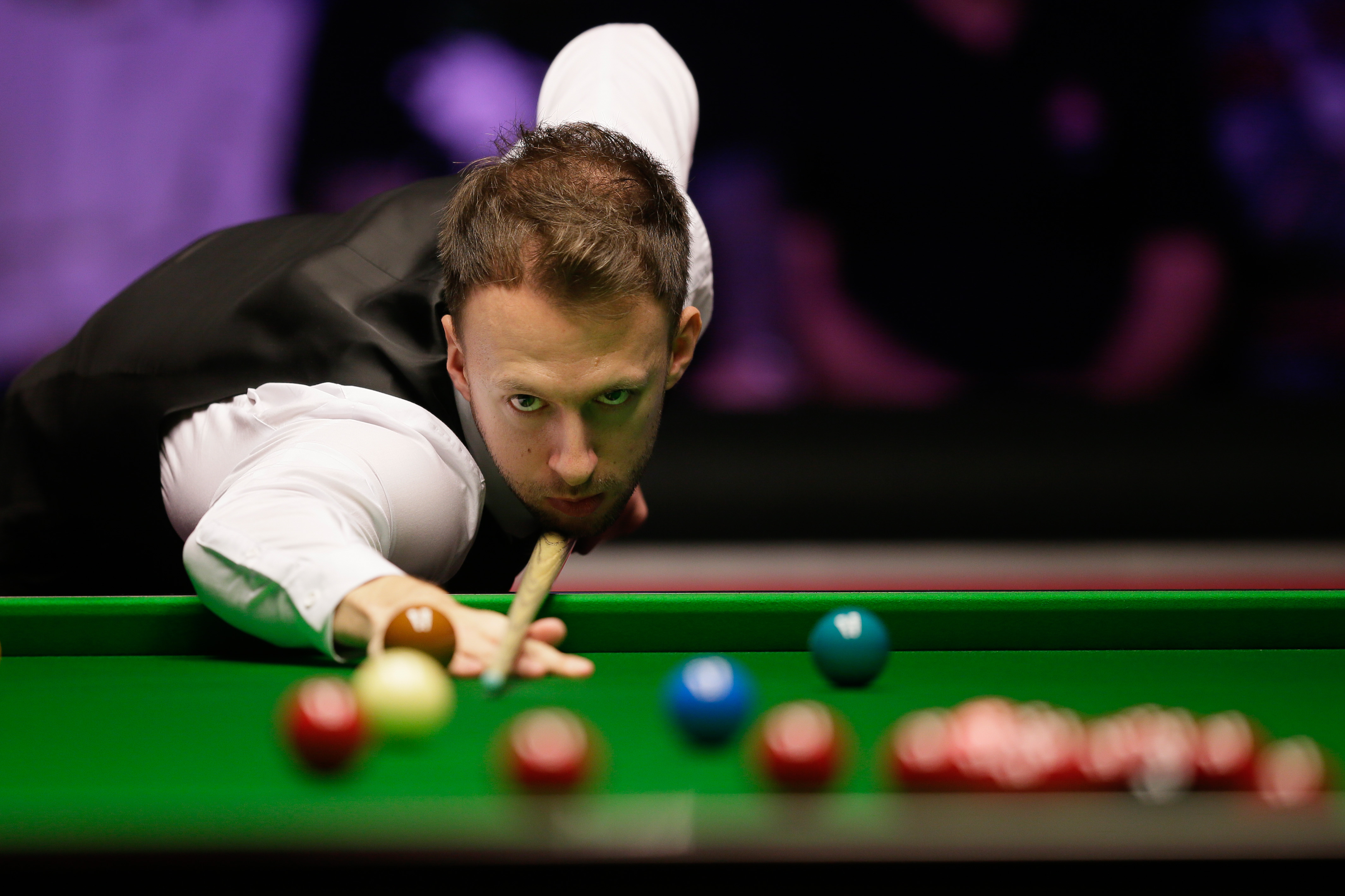 进攻试图扭 进攻试图扭