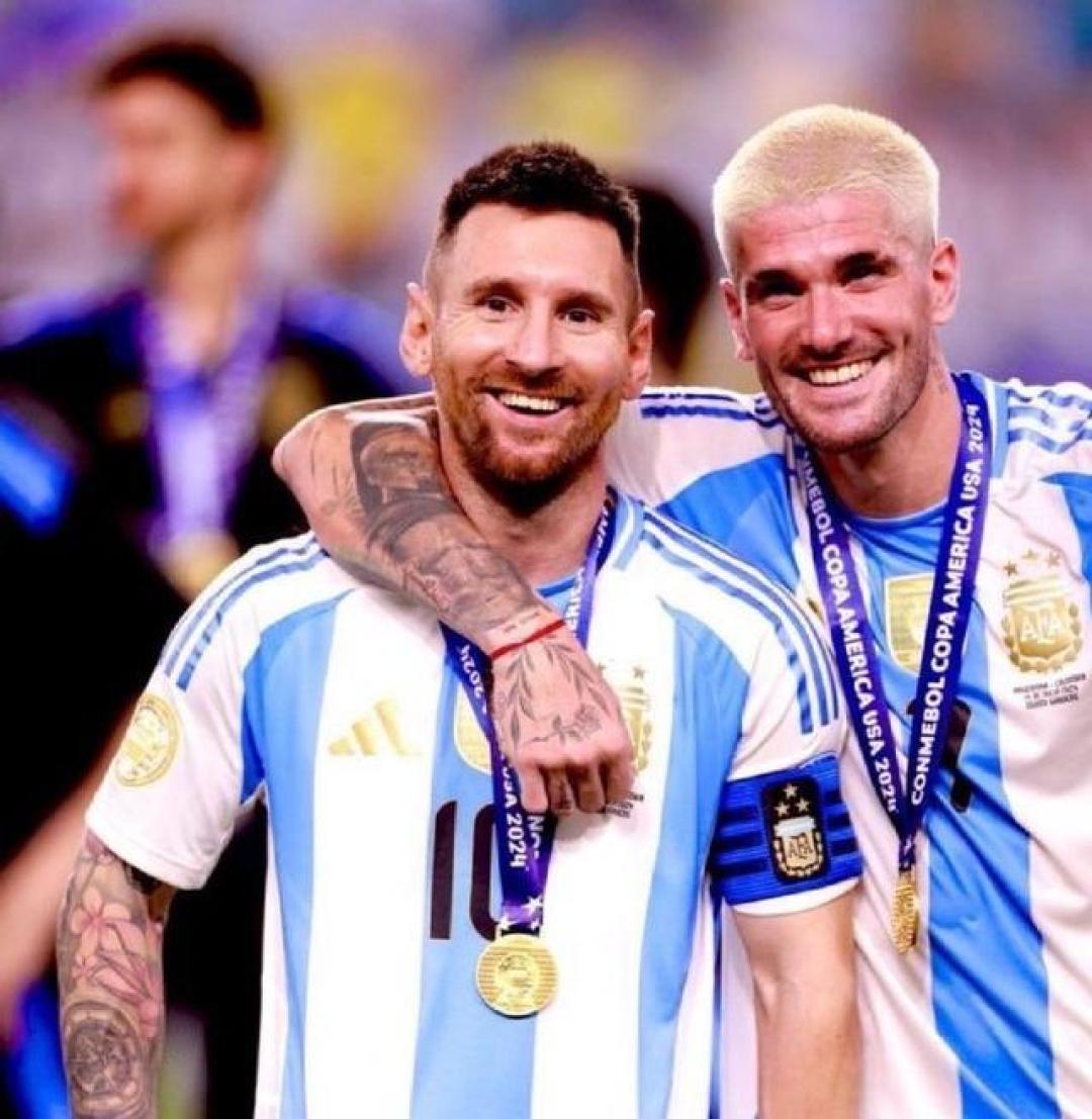 在绿茵场上 在绿茵场上