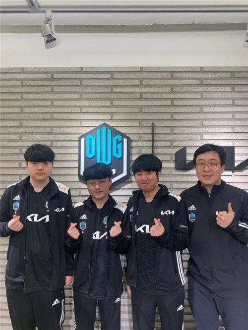 这无疑让人 这无疑让人